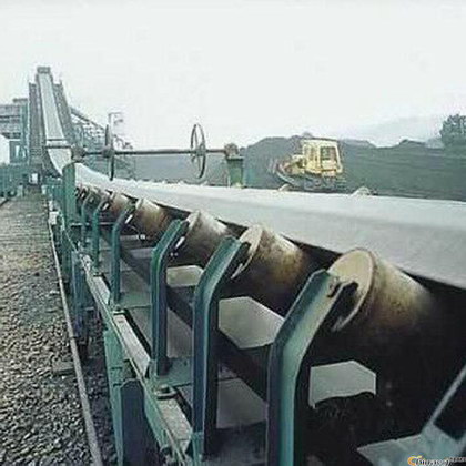 帶式輸送機(jī)(圖1)
